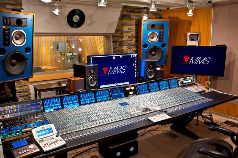 Компания "ММС" представляет новый сайт студии звукозаписи MMS Records.